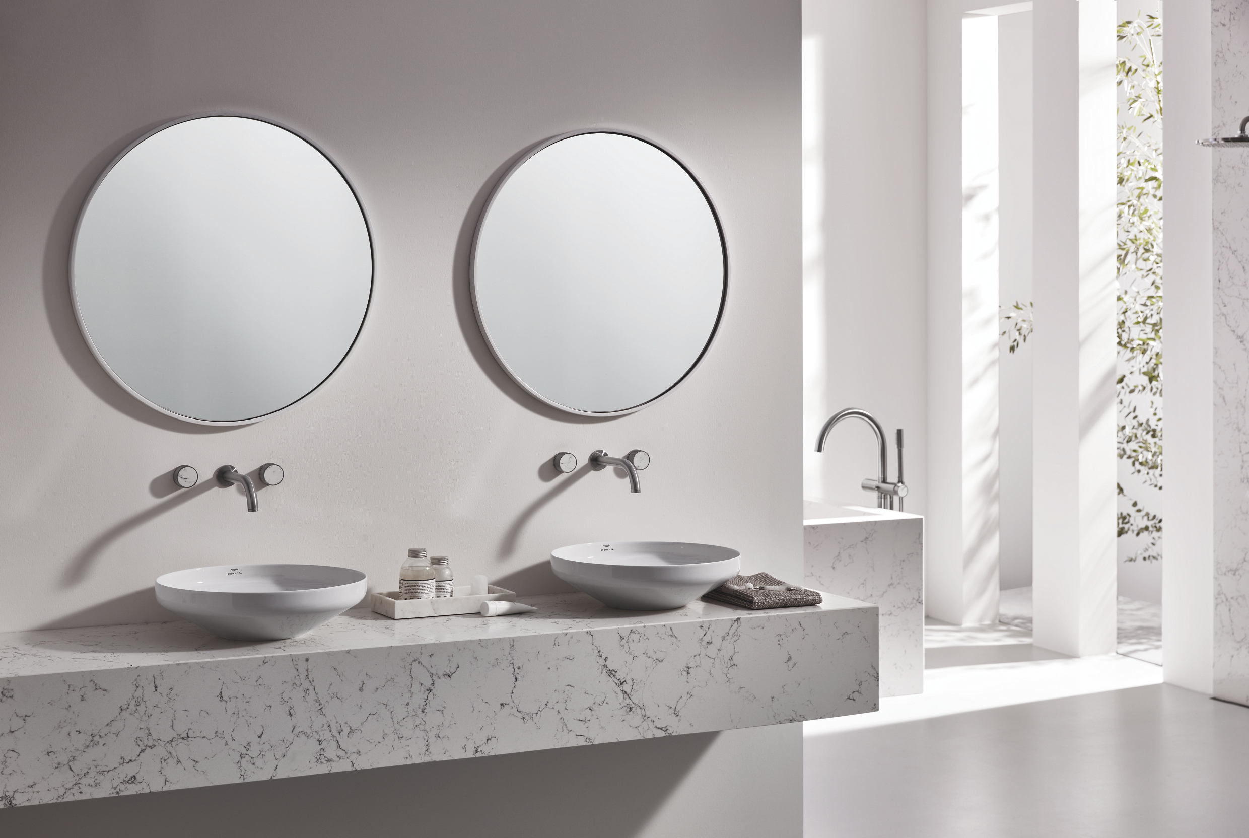 GROHE_Atrio Private Collection_full bathroom_Supersteel_T20589H02_Mood 1